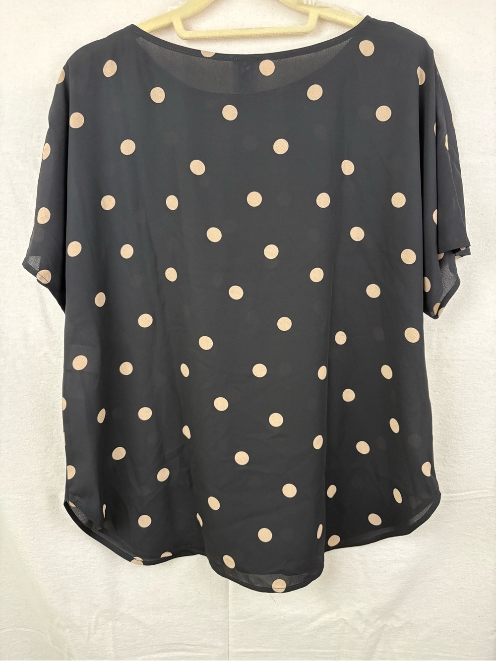 Anne Klein Black Short Sleeve Blouse with Beige Polka Dots - Picture 4 of 5